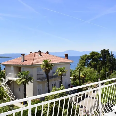 Apartmani Ana 2 I 3 Malinska Exterior photo