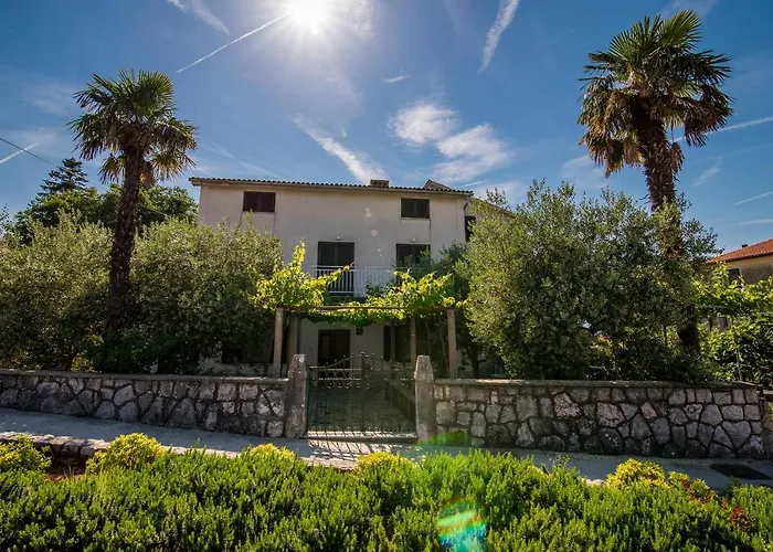 Apartmani Ana 2 I 3